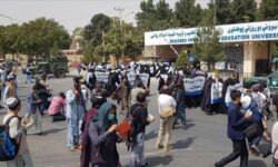 ممانعت طالبان از تحصیل دختران افغانستان در دانشگاه