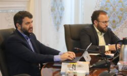 با حضور حجت الله عبدالملکی؛ نشست شورای قرارگاه راهبردی_عملیاتی مناطق آزاد و ویژه مردمی جهانی برگزار شد
