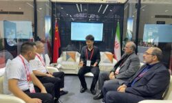 نشست سرمایه گذاران چینی فعال در صنعت هتل‌سازی با مدیرعامل سازمان منطقه آزاد چابهار