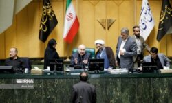 مجلس با اجرای آزمایشی لایحه عفاف و حجاب به مدت سه سال موافقت کرد