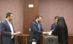 تجلیل از بانوان شاغل دبیرخانه شورایعالی به مناسبت گرامیداشت مقام مادر و روز زن