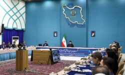 رئیس جمهور: لایحه رفع محدودیت‌های قانونی در مناطق آزاد تدوین شود