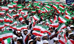 در گفت‌و‌گو با دفاع‌پرس مطرح شد؛ نماینده مجلس شورای اسلامی: جایگاه ممتاز امروز کشور متاثر از تفکرات انقلاب اسلامی/ مردم پای نظام و انقلاب مقتدرانه ایستاده‌اند