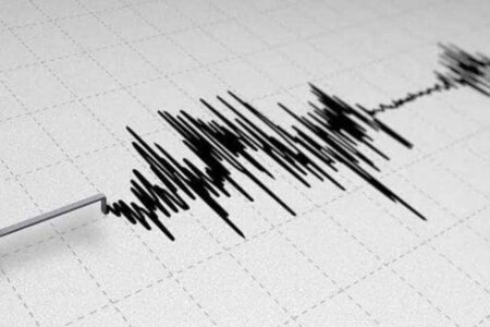 زلزله ۴.۵ ریشتری نصرت آباد هیچ‌گونه خسارتی نداشته است