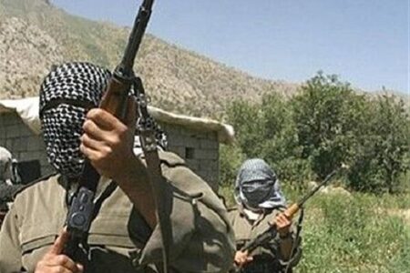 جزئیات تازه درباره عقب نشینی تروریست ها از مرزهای ایران | کومله تحت نظارت عراق قرار گرفت