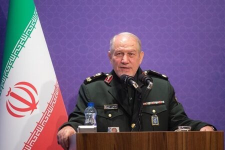 چرا ارتش و سپاه پاسداران با هم ادغام نشدند؟
