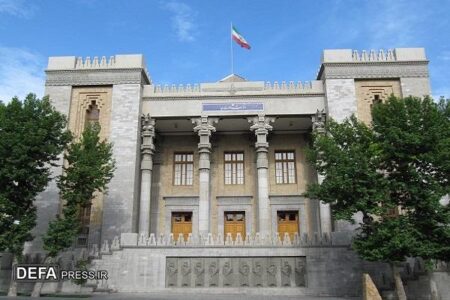 در واکنش به اقدام تجاوزکارانه رژیم صهیونیستی؛ وزارت امور خارجه: ایران خود را محق و موظف به دفاع می‌داند