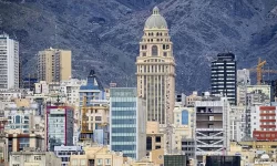 ۱۰۰ برج تهران بر روی گسل فعال/ ساخت ۱۶ بیمارستان و سه ایستگاه آتش‌ نشانی در نقشه‌های گسلی/ قرار است این مراکز پس از وقوع زلزله به مردم خدمات بدهند!