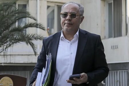 درخواست ما این است که شورای عالی امنیت ملی مداخله کند تا قانون حجاب به دولت ابلاغ نشود
