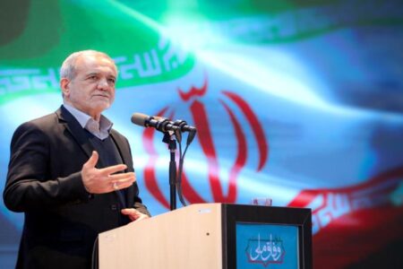 پزشکیان: وفاق عامل وحدت و انسجام ملی