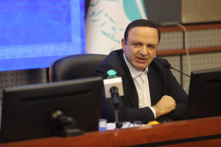 رضا مسرور: بازگشت کیش به محور سیاست ارزی کشور می‌تواند به ثبات بازار ارز کمک کند