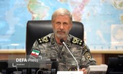 فرمانده کل ارتش: بیگانگان باید منطقه را ترک کنند