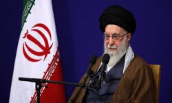 رهبر معظم انقلاب: بزرگداشت آیت‌الله میلانی اقدامی خوب در جهت احیای نام ایشان در مشهد است