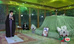 حضور رهبر انقلاب در حرم امام خمینی (ره)