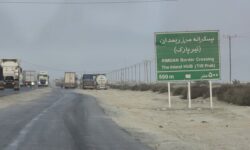 بهسازی ۵۲ کیلومتر از محور منتهی به پایانه مرزی ریمدان در حال اجراست