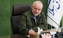 اقدام آمریکا به تقلید از شیطان و خود آمریکا شیطان بزرگ است